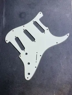 USED FENDER® STRATOCASTER® MINT GREEN PICKGUARD USA /MIM STANDARD SSS 11-HOLE