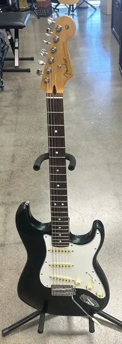 70TH ANNIVERSARY P09023839