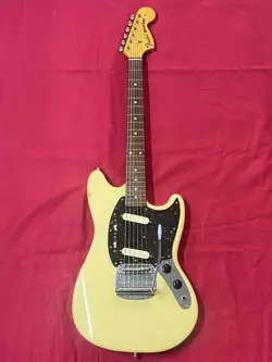 FENDER JAPAN MG69 MUSTANG 1990'S FUJIGEN ELECTRIC GUITAR