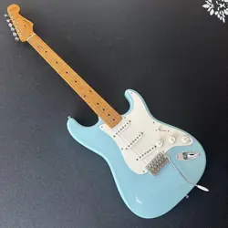 FENDER JAPAN STRATOCASTER LACQUER BODY SAFE DELIVERY FROM JAPAN