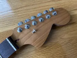 WARMOTH CBS STRAT NECK VINTAGE MODERN ROSEWOOD ROASTED MAPLE FENDER