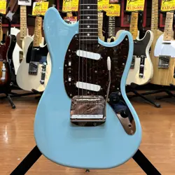 USED FENDER JAPANMG69