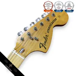 FENDER STRATOCASTER BLONDE