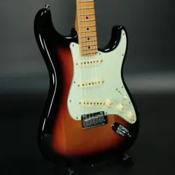 USED FENDER MEXICO PLAYER PLUS STRATOCASTER 3 COLOR SUNBURST MAPLE 2022 GUITAR