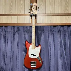 SQUIER BY FENDER MUSTANG BASS / VINTAGE MODIFIED SERIES