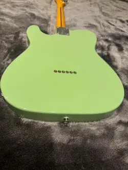 NEW FENDER PLAYER