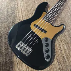 FENDER DELUXE JAZZ BASS V KAZUKI ARAI EDITION