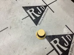 80’S GENUINE FENDER ELITE RUBBERIZED STRAT GUITAR CONTROL KNOB CREAM