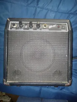 AMPLIFIERELECTRIC GUITAR