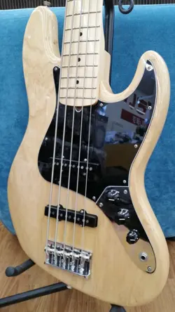 Ⅴ NATURAL W/HARDCASE