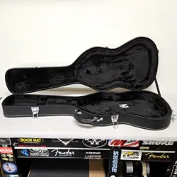 BLACK HARDSHELL STRAT