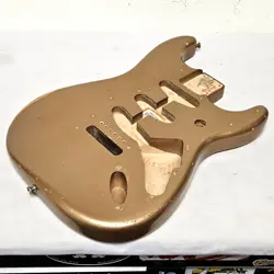 2020 FENDER ROAD WORN 60'S VINTERA STRAT BODY VINTAGE NITRO FIREMIST GOLD RELIC