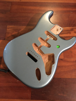 METALLIC STRAT