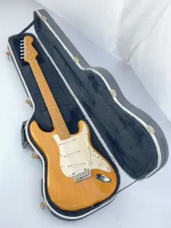 STRATOCASTER NAT