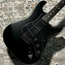 FENDER JAPAN LIMITED HYBRID II STRATOCASTER, NOIR,
