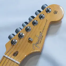 BLK FENDER STRATOCASTER