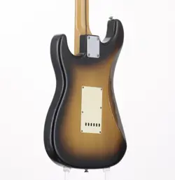 FENDER SST-30