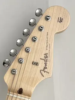 STRATOCASTER OLD