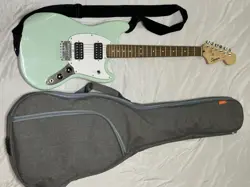 GUITAR GREEN W/SOFT