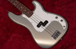 FENDER / PLAYER PRECISION BASS SILVER 2019 3.685KG MX19038040