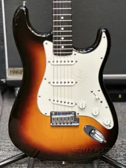 STRATOCASTER -3-COLOR SUNBURST