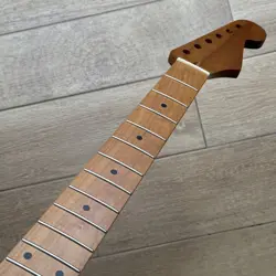 ROASTED MAPLE STRAT GUITAR NECK 22 FRETS NITRO SATIN FOR FENDER STRATOCASTER