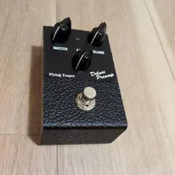 FLYING TEAPOT DELUXE PREAMP LSE FENDER-STYLE PEDAL  LIMITED EDITION - USED