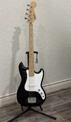 SQUIER BY FENDER BRONCO ELECTRIC BASS GUITAR VINTAGE, BLACK