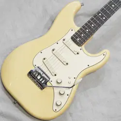 STRATOCASTER '84