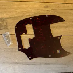 PICKGUARD MIM PLAYER
