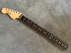 GUITAR NECK LEFT