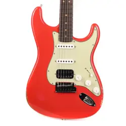 FENDER CUSTOM SHOP CUSTOM DELUXE HSS STRATOCASTER RELIC AGED FIESTA RED