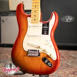 FENDER AMERICAN PROFESSIONAL II STRATOCASTER - SIENNA SUNBURST WITH HARDSHELL CA