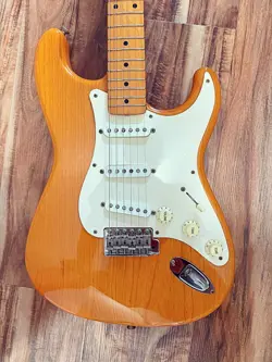 ST54-75RV STRATOCASTER 1993