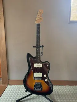 FENDER MADE IN JAPAN JAZZMASTER