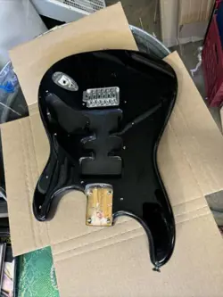 STARCASTER BODY W/BRIDGE