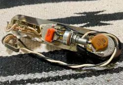 MODIFIED VERSION FENDER ESKWIRE CIRCUIT ASSEMBLY