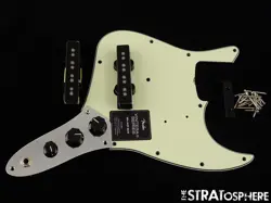 FENDER VINTERA II 60S J BASS LOADED PICKGUARD + PICKUPS, JAZZ MINT GREEN