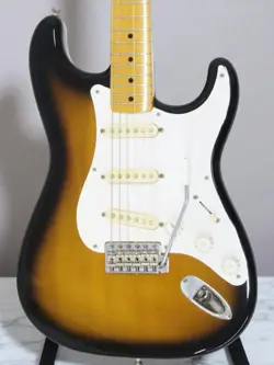 FENDER JAPAN ST57-DMC ELECTRIC GUITAR MAPLE NECK MADE IN JAPAN USED