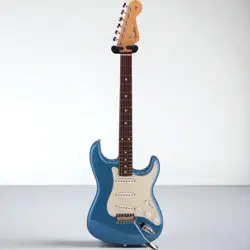 GUITAR USED MADE