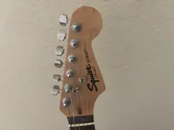 FENDER STRATOCASTER 6-STRING