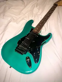 1 OF 1 RARE FENDER STRATOCASTER CUSTOM GUITAR
