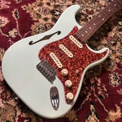 *NEW* FENDER AMERICAN PROFESSIONAL2 STRATOCASTER THINLINE TRANSPARENT SURF GREEN