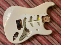 2006 FENDER MIM CUSTOM SHOP DESIGNED 60'S CLASSIC PLAYER STRATOCASTER BODY STRAT