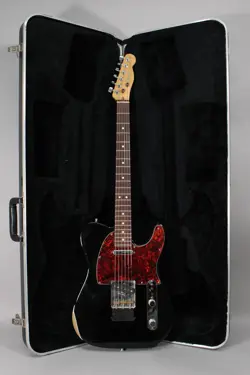 TELECASTER BLACK W/OHSC