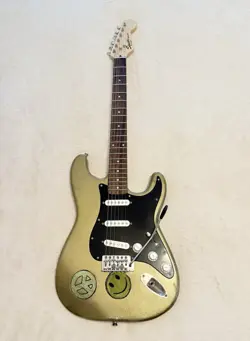 CUSTOM FENDER SQUIER BULLET STYLE GOLD ELECTRIC GUITAR BUILD