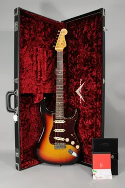 JOURNEYMAN STRATOCASTER ROSEWOOD