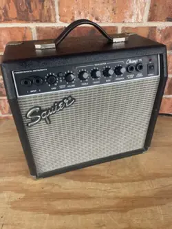 SQUIER CHAMP 15⭐️MODEL