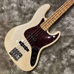 FENDER /PP