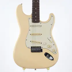 FENDER JAPAN FEII-STR MOD SNOW WHITE W/SOFT CASE USED